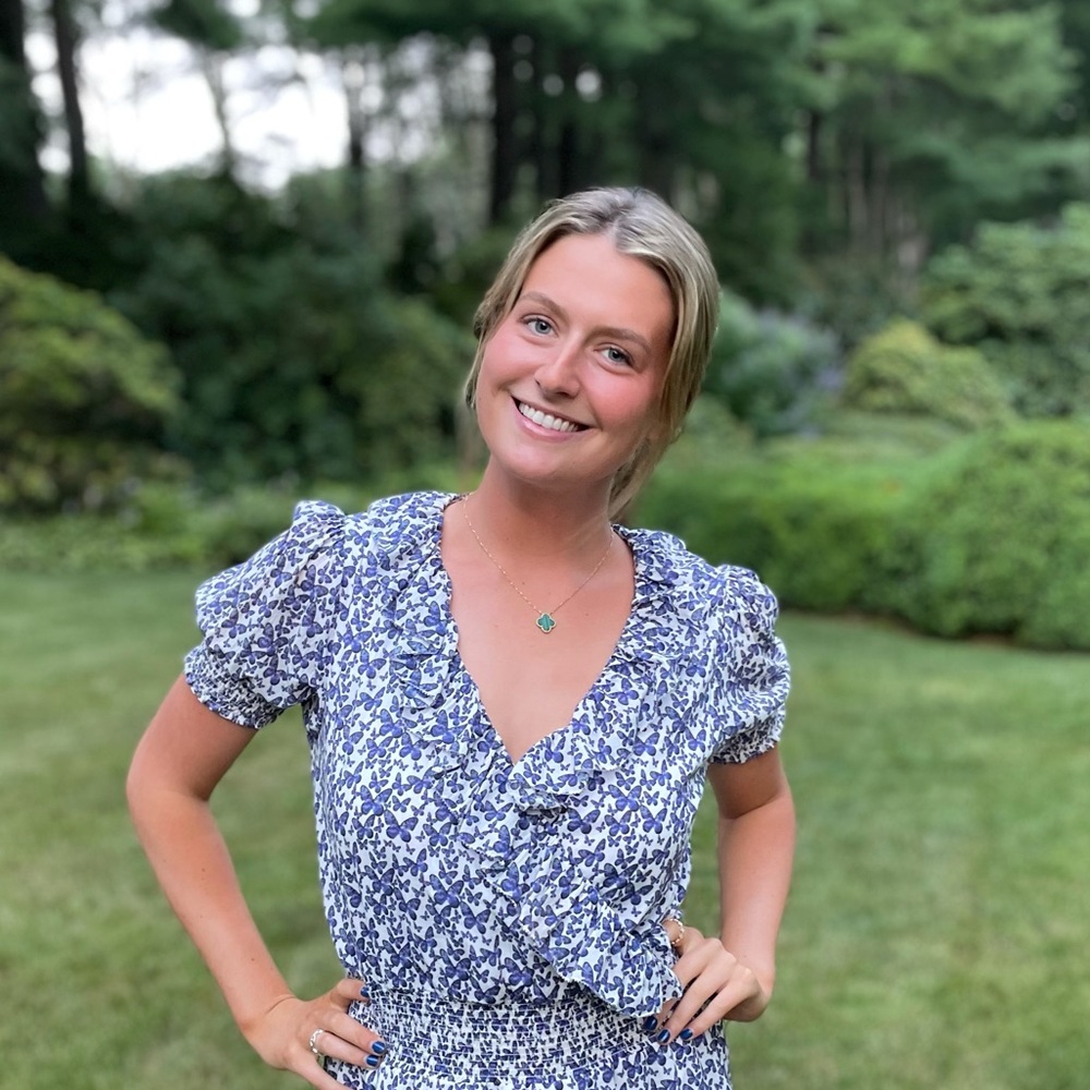 Meet your Posher, Isabella